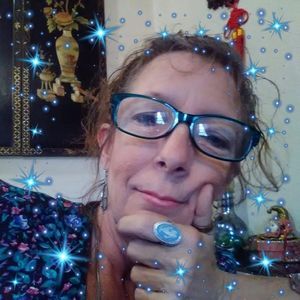 Meet your Posher, Candy